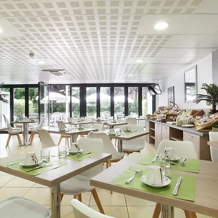 Odalys - Monaco Les Hauts De La Principaute Lägenhetshotell 3*