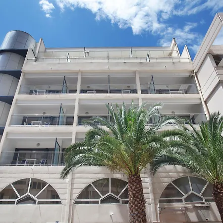 Апарт-отель Odalys - Monaco Les Hauts De La Principaute